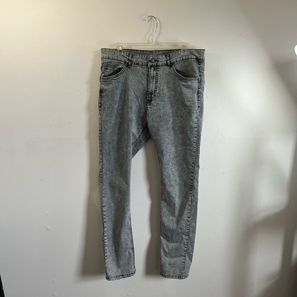 Divided Other - Men’s divided acid wash gray jeans